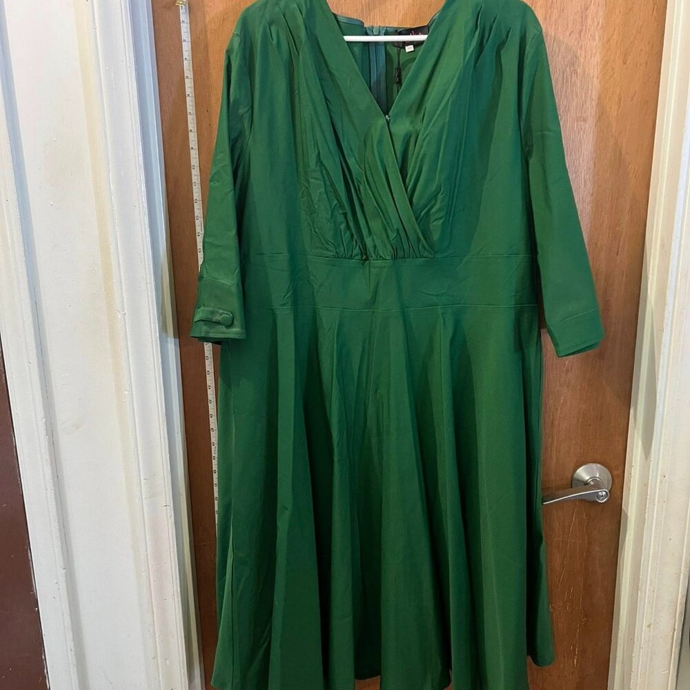 Size 24W - Hanna Nikole - NWT - Dark Green 3/4 Sleeve Stretchy Fit and Flare Dre